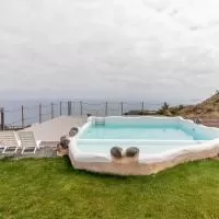 Hotel Flatguest Charming House + Pool + Terrace + Views en santa-maria-de-guia-de-gran-canaria